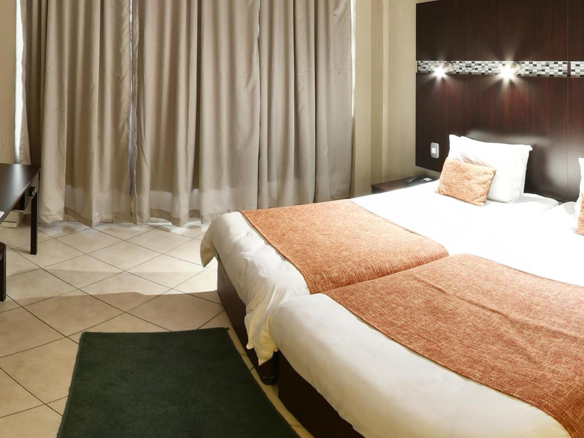 Hotel Promenade Nelspruit Mbombela Exterior photo