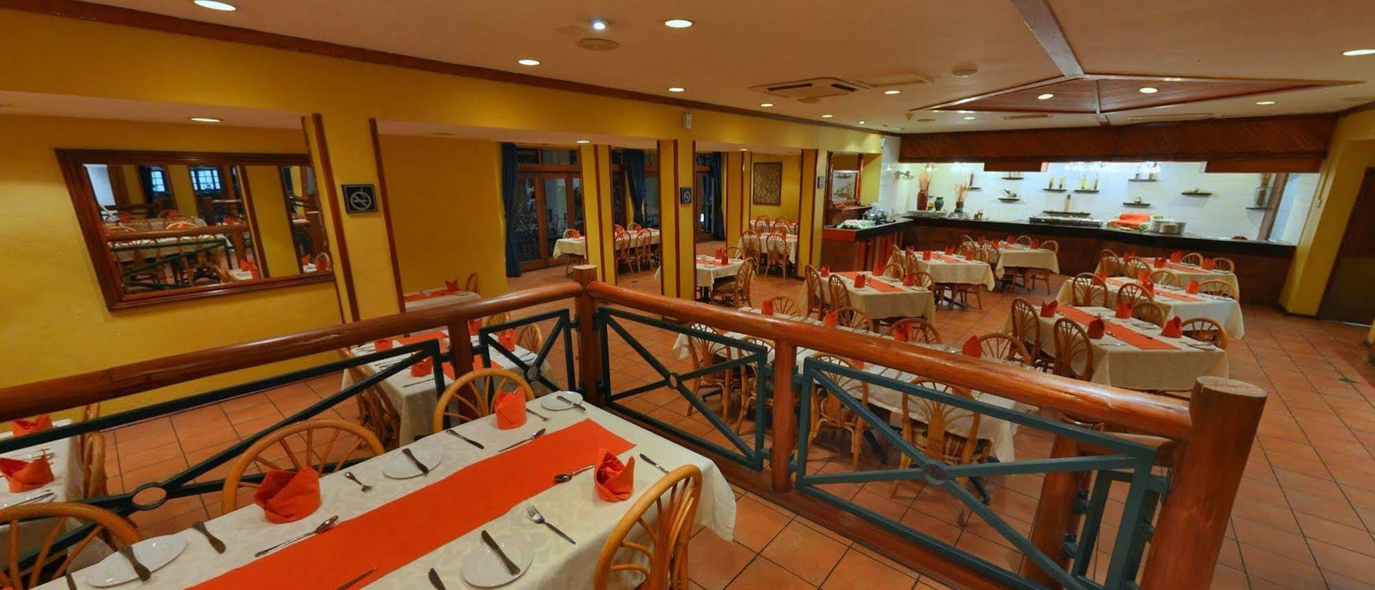 Hotel Promenade Nelspruit Mbombela Exterior photo