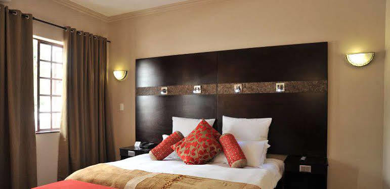 Hotel Promenade Nelspruit Mbombela Exterior photo