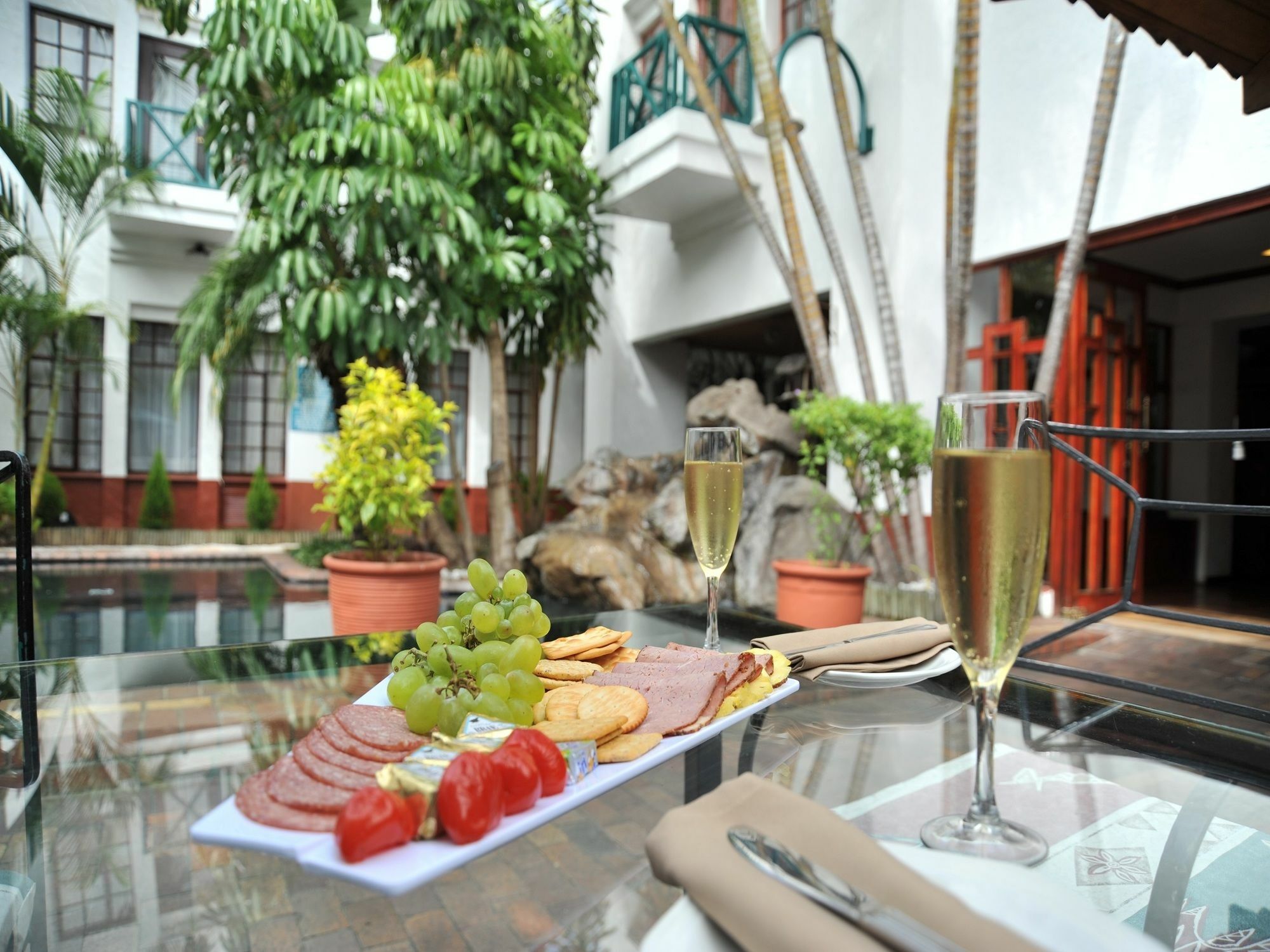 Hotel Promenade Nelspruit Mbombela Exterior photo